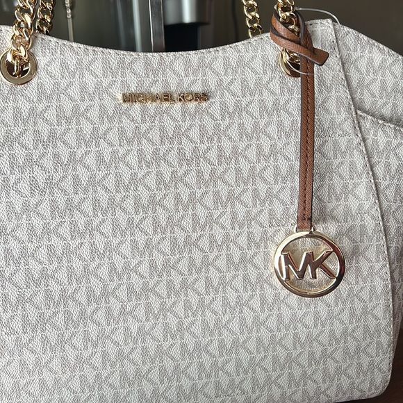 Michael Kors LG tote - Picture 4 of 10